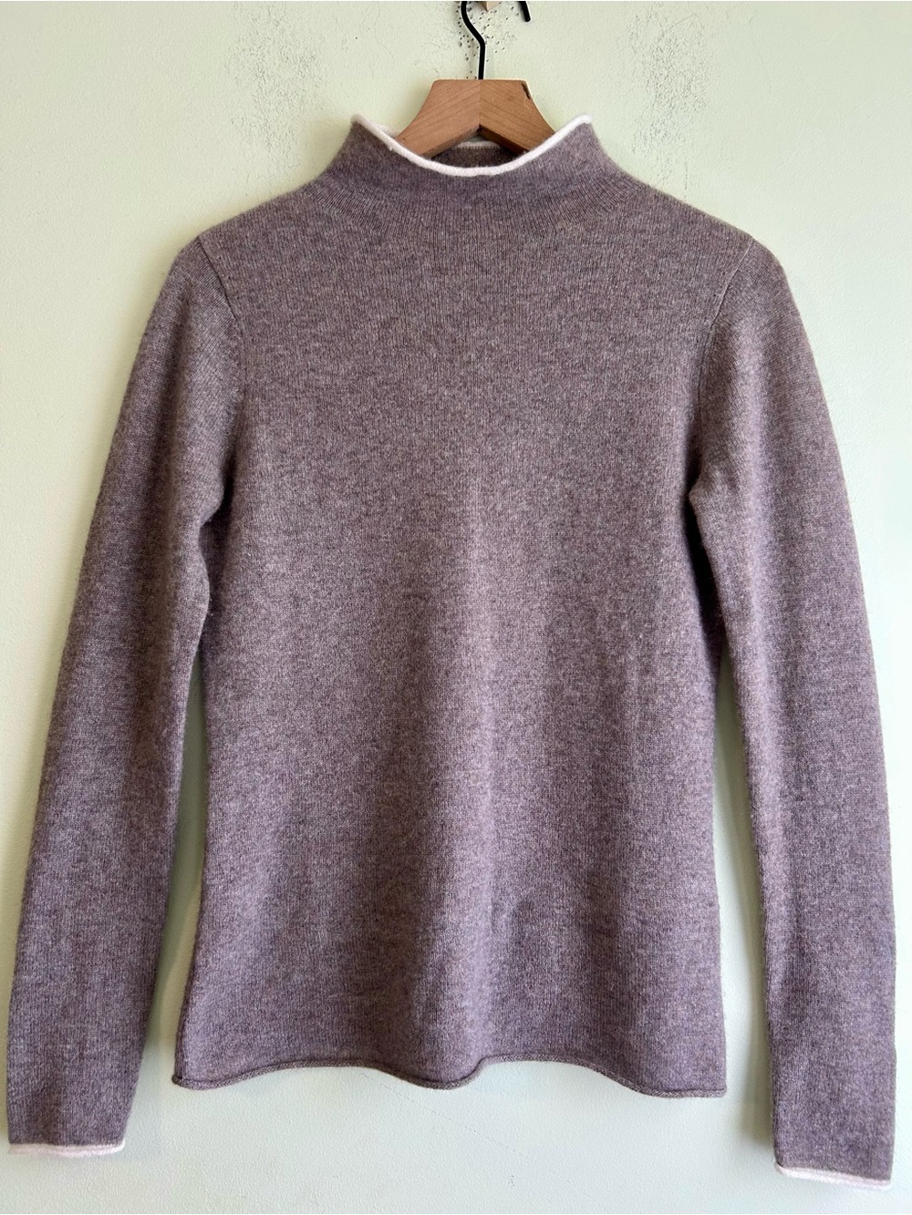 Nicole Miller 100% Cashmere Mock Neck Sweater